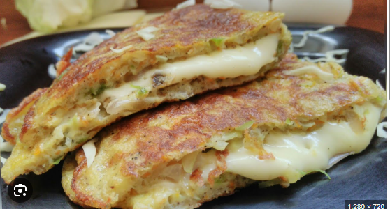 Keto Omelette Sandwich